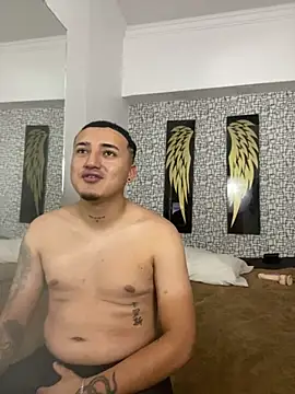 Snapshot of Demon_foxes chatting on November 2025 07:13:02 PM Demon foxes online show from November 2025 07:13:02 PM