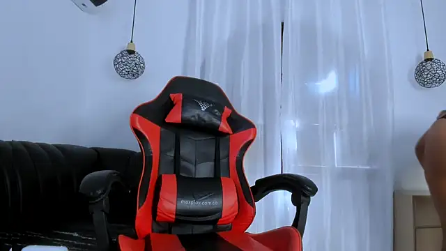 Snapshot of brownvelvet chatting on November 2025 03:22:01 PM brownvelvet online show from November 2025 03:22:01 PM