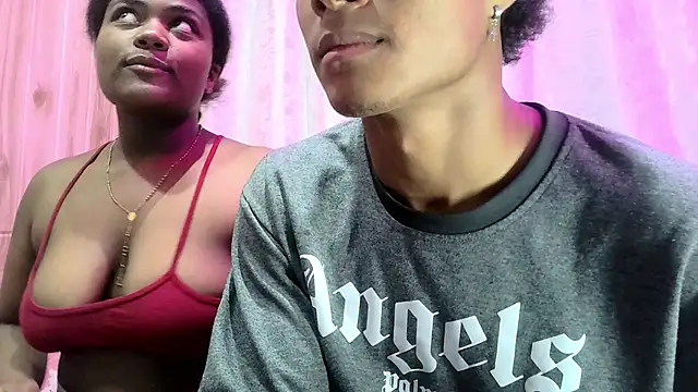 Snapshot of Pasion_morena chatting on November 2025 06:34:01 AM Pasion morena online show from November 2025 06:34:01 AM