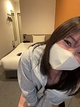 Rui 87 online show from April 2026 12:52:02 PM