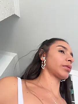 violeta365 online show from April 2026 08:28:01 PM