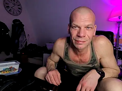 Kinky Play1 online show from March 2026 06:34:01 PM