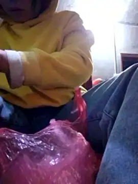 Snapshot of natri-sex chatting on November 2025 12:19:02 PM natri-sex online show from November 2025 12:19:02 PM