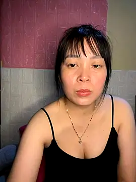 Snapshot of Butterfly_kee chatting on October 2025 02:10:01 PM Butterfly kee online show from October 2025 02:10:01 PM