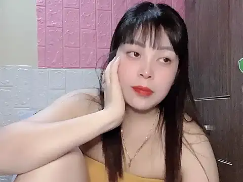 Snapshot of Butterfly_kee chatting on November 2025 02:17:01 PM Butterfly kee online show from November 2025 02:17:01 PM