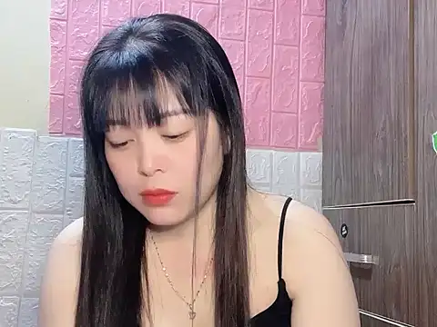 Snapshot of Butterfly_kee chatting on December 2025 02:23:02 PM Butterfly kee online show from December 2025 02:23:02 PM