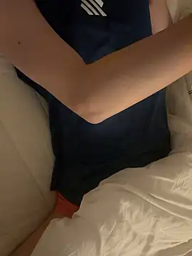 Snapshot of jihoooon_00 chatting on October 2025 03:47:02 PM jihoooon 00 online show from October 2025 03:47:02 PM