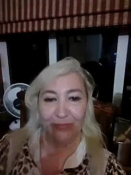 LadyKriss online show from May 2026 07:08:02 PM
