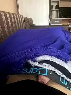 Snapshot of damiew1 chatting on October 2025 11:22:01 AM damiew1 online show from October 2025 11:22:01 AM