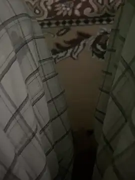 Snapshot of damiew1 chatting on November 2025 01:44:02 PM damiew1 online show from November 2025 01:44:02 PM