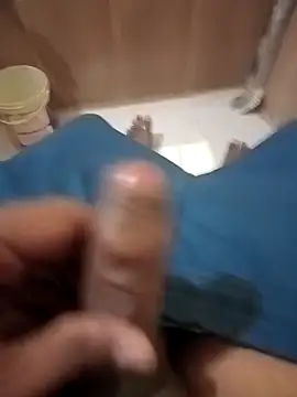 Snapshot of HeatableRevan chatting on March 2026 12:59:02 AM HeatableRevan online show from March 2026 12:59:02 AM