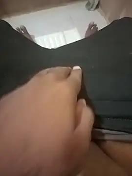 Snapshot of HeatableRevan chatting on March 2026 06:02:01 PM HeatableRevan online show from March 2026 06:02:01 PM