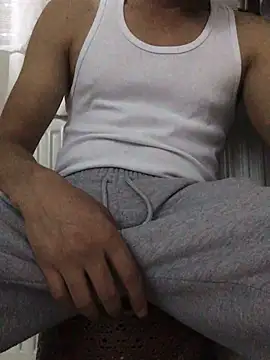 Snapshot of Axe-man_44 chatting on October 2025 05:13:02 PM Axe-man 44 online show from October 2025 05:13:02 PM