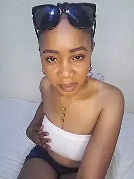 Snapshot of sexy-portable chatting on November 2025 12:05:02 PM sexy-portable online show from November 2025 12:05:02 PM