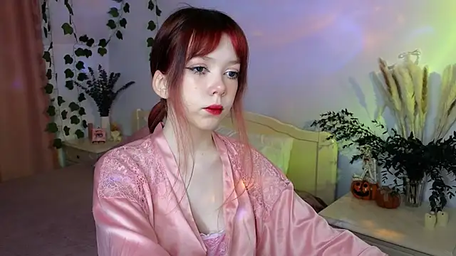 Snapshot of Rochelle_Dolly chatting on November 2025 01:33:02 PM Rochelle Dolly online show from November 2025 01:33:02 PM