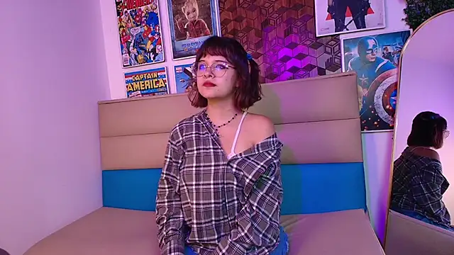 Snapshot of Ivy__storm chatting on December 2025 09:34:02 PM Ivy storm online show from December 2025 09:34:02 PM