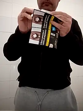 Snapshot of Romaeterna_ chatting on October 2025 08:32:01 PM Romaeterna online show from October 2025 08:32:01 PM