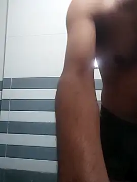 nick2445 online show from November 2025 11:40:02 AM