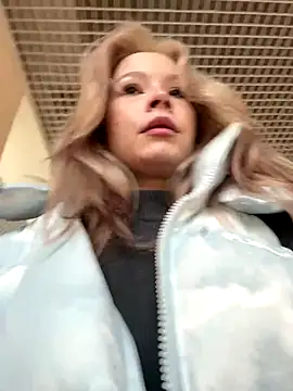 Snapshot of Eliiizaaa chatting on October 2025 10:16:02 AM Eliiizaaa online show from October 2025 10:16:02 AM