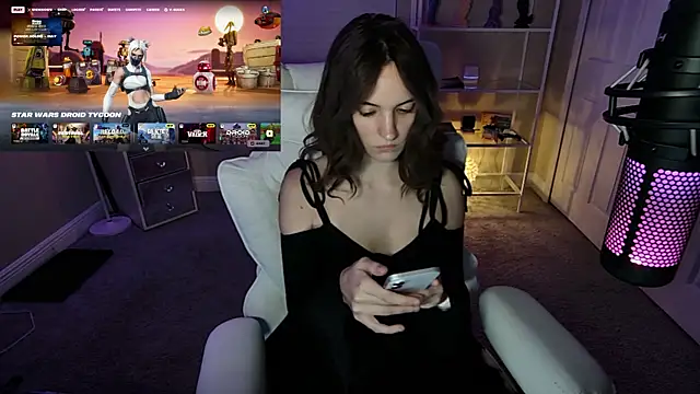 AngieFae  online show from May 2026 04:17:02 AM