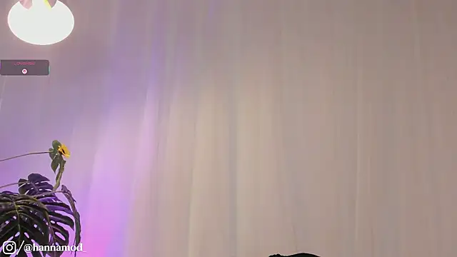 Snapshot of Lovely_queens_ chatting on November 2025 10:15:01 AM Lovely queens online show from November 2025 10:15:01 AM