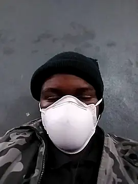 loVbRo1 online show from October 2025 10:36:01 PM