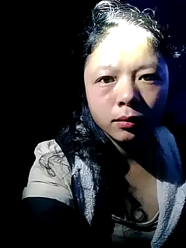 Snapshot of lisa-bae00 chatting on October 2025 09:37:02 PM lisa-bae00 online show from October 2025 09:37:02 PM