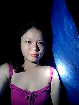 Snapshot of lisa-bae00 chatting on October 2025 10:33:01 PM lisa-bae00 online show from October 2025 10:33:01 PM