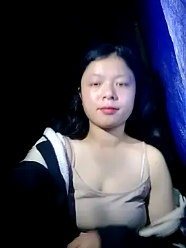 Snapshot of lisa-bae00 chatting on November 2025 10:42:02 PM lisa-bae00 online show from November 2025 10:42:02 PM