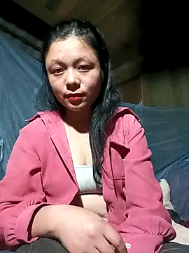 Snapshot of lisa-bae00 chatting on November 2025 12:15:02 PM lisa-bae00 online show from November 2025 12:15:02 PM