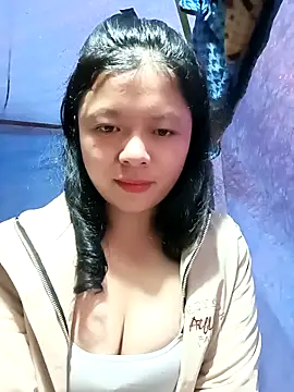 Snapshot of lisa-bae00 chatting on November 2025 12:32:02 AM lisa-bae00 online show from November 2025 12:32:02 AM