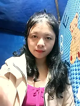 Snapshot of lisa-bae00 chatting on November 2025 12:38:01 PM lisa-bae00 online show from November 2025 12:38:01 PM