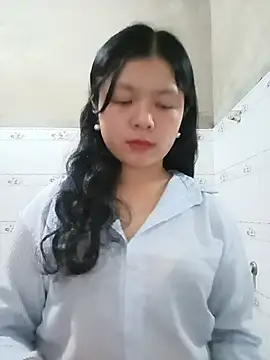 Snapshot of lisa-bae00 chatting on May 2026 12:23:02 PM lisa-bae00 online show from May 2026 12:23:02 PM