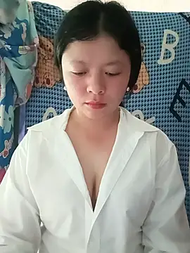 Snapshot of lisa-bae00 chatting on May 2026 11:53:02 PM lisa-bae00 online show from May 2026 11:53:02 PM
