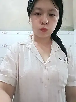 lisa-bae00 online show from August 2026 02:27:02 PM
