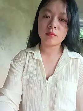 lisa-bae00 online show from August 2026 10:40:02 AM