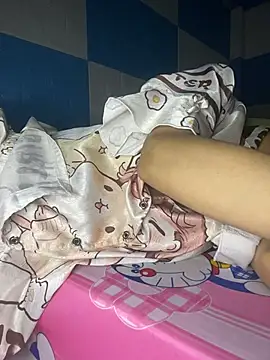 Candy 111 online show from October 2025 05:48:02 AM