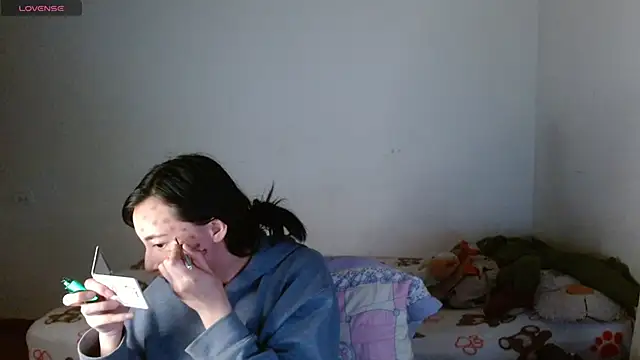 fresita streamer online show from November 2025 05:09:01 AM