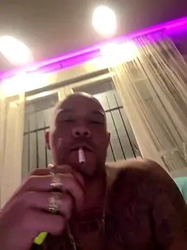 Snapshot of gitanoMad chatting on October 2025 01:20:02 AM gitanoMad online show from October 2025 01:20:02 AM