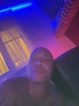 Snapshot of gitanoMad chatting on November 2025 02:00:01 AM gitanoMad online show from November 2025 02:00:01 AM