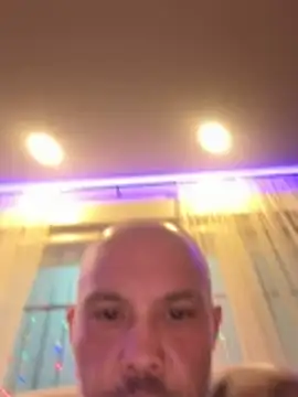 Snapshot of gitanoMad chatting on December 2025 10:04:02 PM gitanoMad online show from December 2025 10:04:02 PM