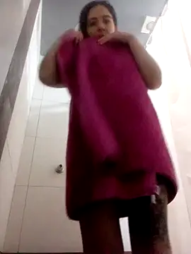 Snapshot of RedVelvet420 chatting on November 2025 03:47:02 PM RedVelvet420 online show from November 2025 03:47:02 PM