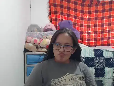 Kinkybela2025 online show from November 2025 02:23:02 AM