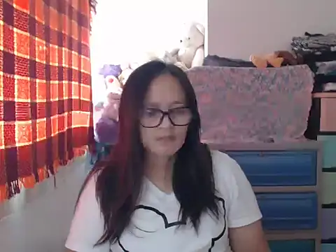 Kinkybela2025 online show from February 2026 01:32:01 AM