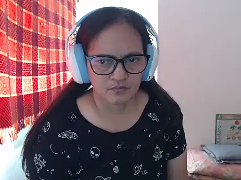 Kinkybela2025 online show from May 2026 12:52:02 AM