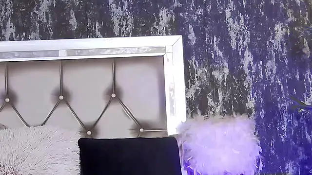 Snapshot of KendraNoir chatting on February 2026 01:12:01 AM KendraNoir online show from February 2026 01:12:01 AM