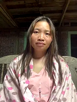 Snapshot of sowbibi chatting on October 2025 03:25:01 PM sowbibi online show from October 2025 03:25:01 PM