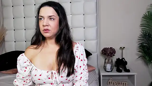 Snapshot of AlsouKass chatting on November 2025 07:30:02 AM AlsouKass online show from November 2025 07:30:02 AM