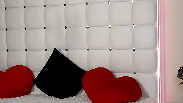 Snapshot of AlsouKass chatting on January 2026 06:18:02 AM AlsouKass online show from January 2026 06:18:02 AM