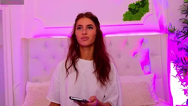 ElisaCharm online show from June 2026 03:40:02 AM
